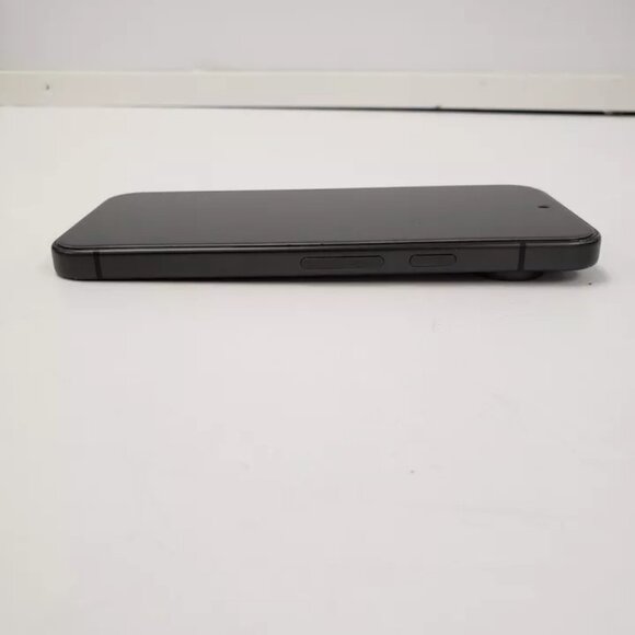 (74305-1) Google Pixel 9 Phone - Unlocked - 128GB - Picture 7 of 16